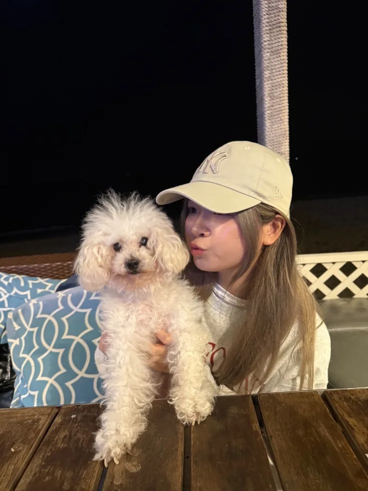 Chloe photo